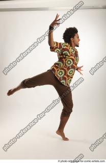 Garson DANCING POSE KRUMP